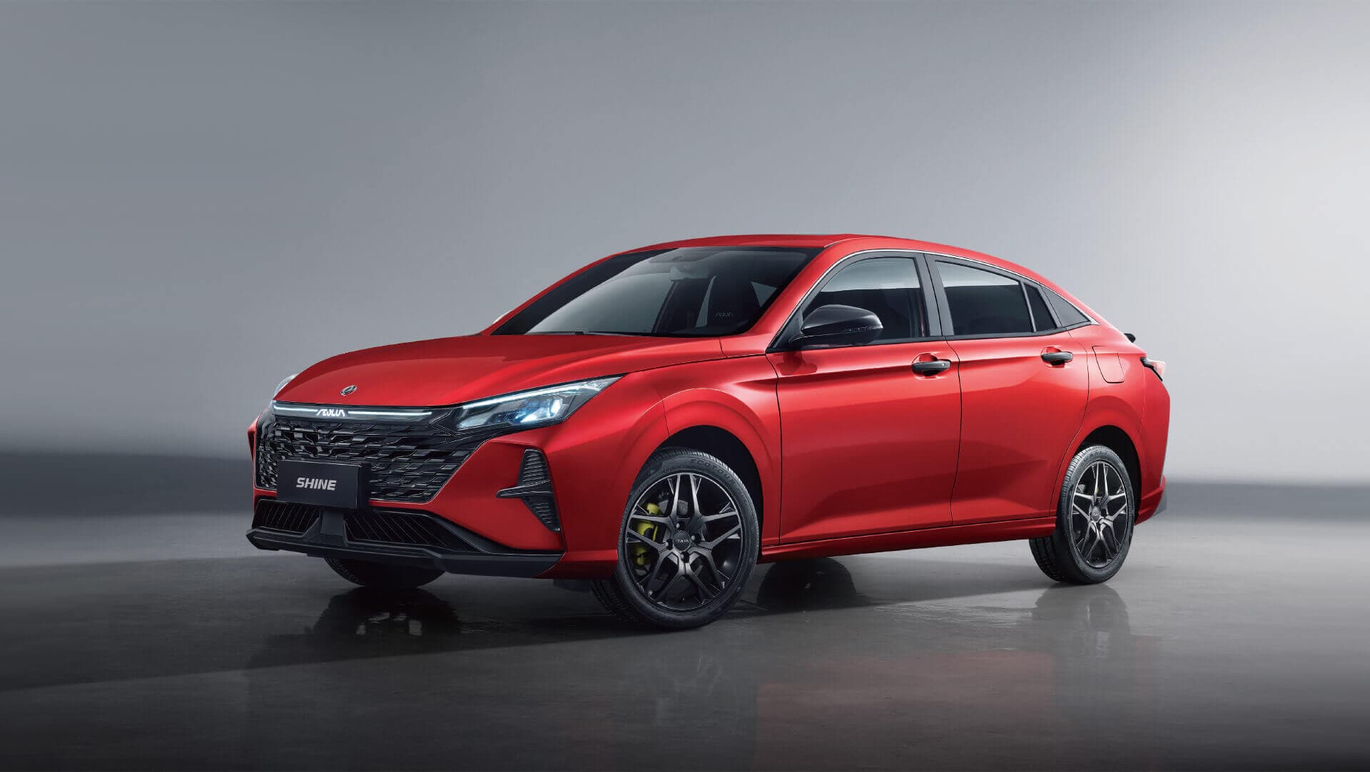 Dongfeng Shine — face avant